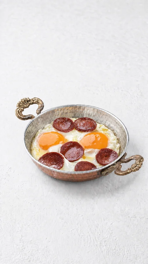 Sucuklu Yumurta
